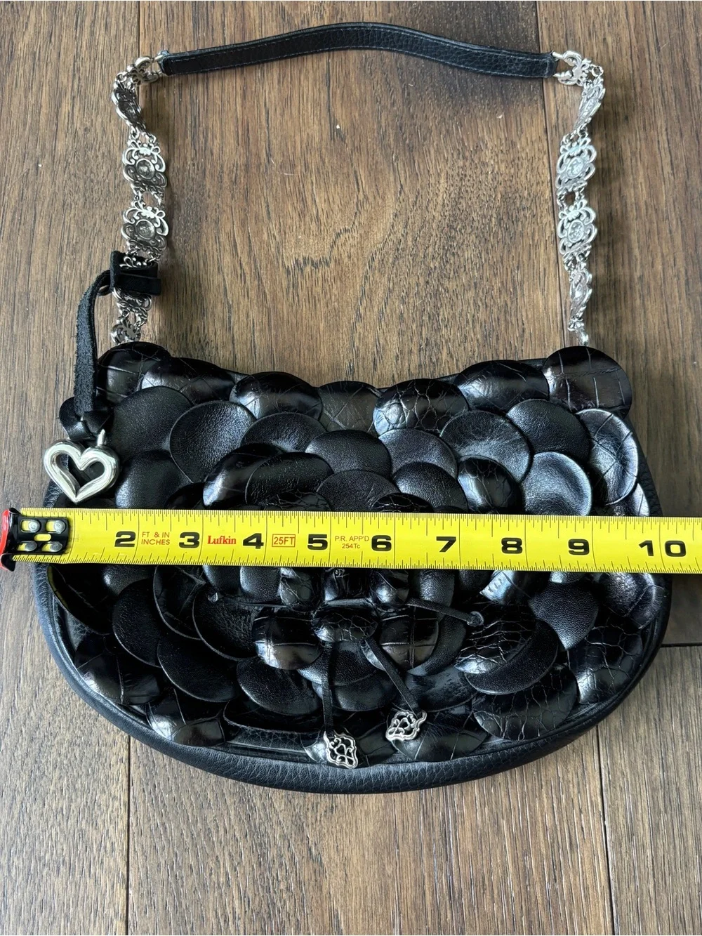 Brighton color black